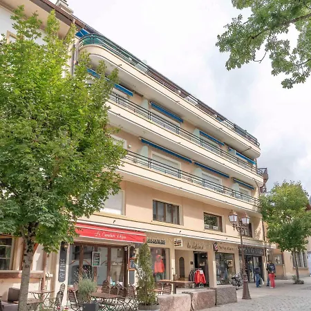 3 Pieces En Plein Centre De Avec Terrasse, 2 Et Toutes Commodites - Fr-1-453-268 *